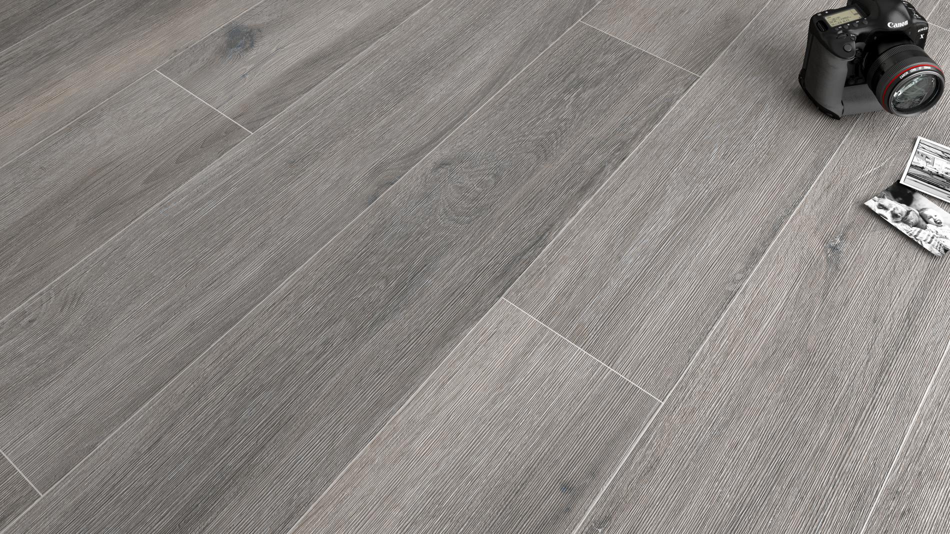 25x150 Viggo Ceniza Matt (Mur/Sol)