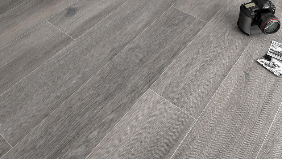 25x150 Viggo Ceniza Matt (Mur/Sol)