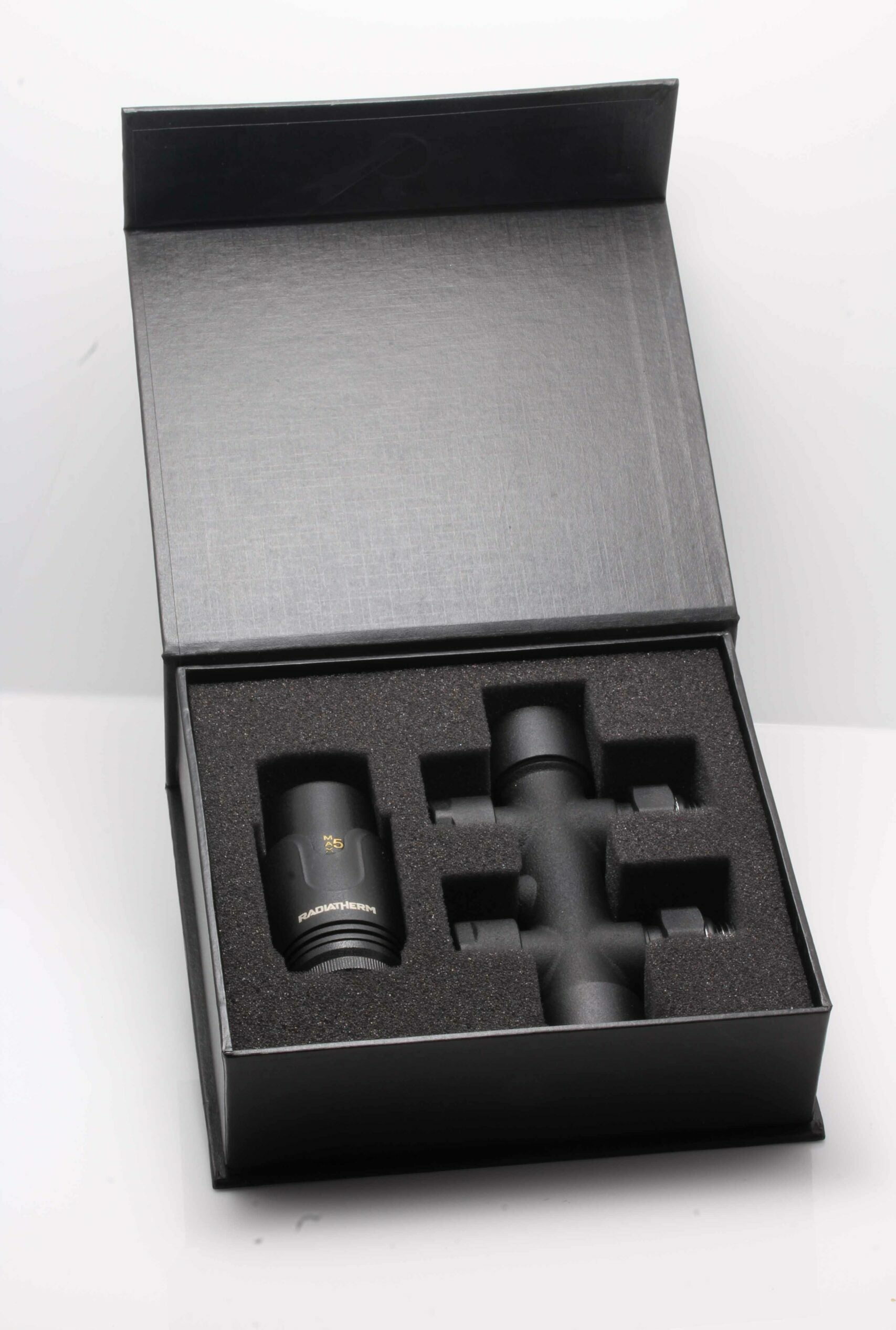 Set de Connection Noir Mural / Vertical