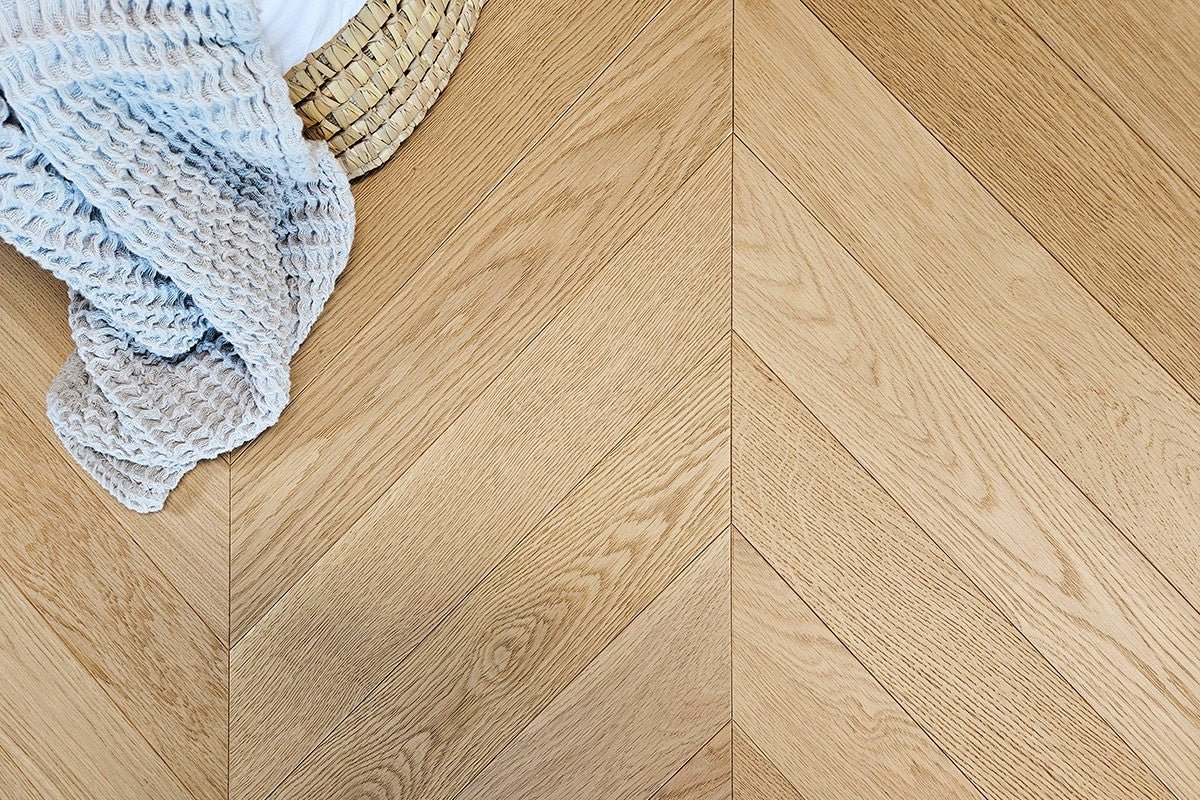 Lamett Ravello Chevron Natural (90 × 510 × 15 mm) - Akdeniz Deco