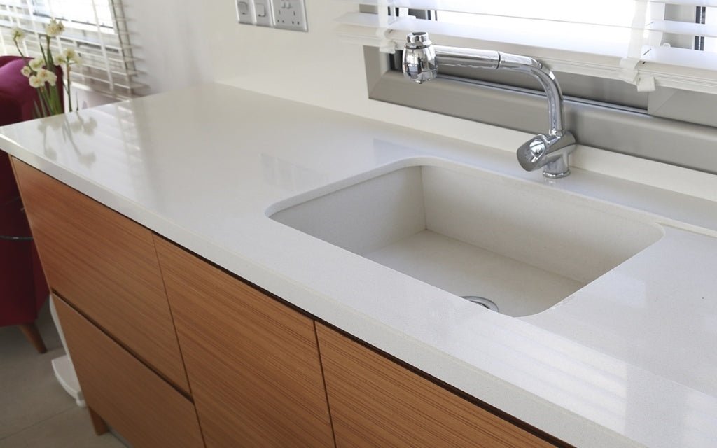 Quartz sur Mesure Ref: PREMIUM White (2cm) - Akdeniz Deco