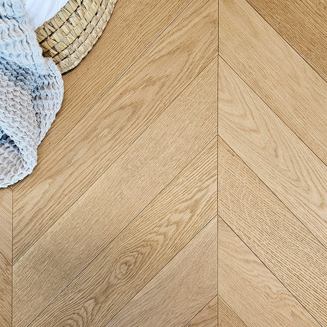Lamett Ravello Chevron Natural (90 × 510 × 15 mm)